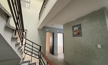 Edificio en VENTA o RENTA para oficinas y local comercial en planta baja, en el centro de Veracruz