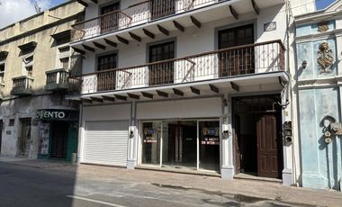 Edificio en VENTA o RENTA para oficinas y local comercial en planta baja, en el centro de Veracruz