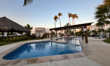 Casa en renta Almar residencial