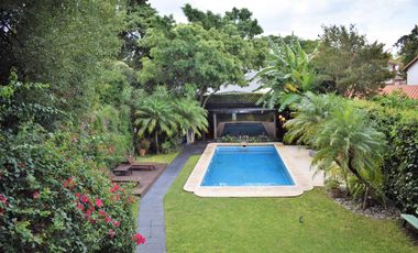 Casa en venta en Casco de San Isidro, 5 ambientes