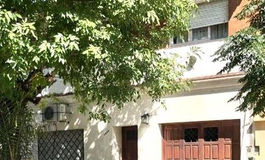 DEPARTAMENTO EN PH PLANTA ALTA TRES AMBIENTES AL CONTRAFRENTE CON PATIO