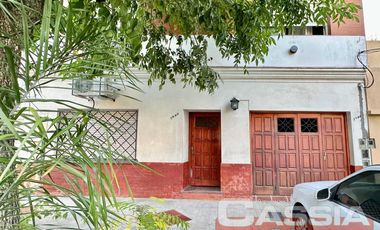 DEPARTAMENTO EN PH PLANTA ALTA TRES AMBIENTES AL CONTRAFRENTE CON PATIO