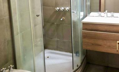 DEPARTAMENTO EN PH PLANTA ALTA TRES AMBIENTES AL CONTRAFRENTE CON PATIO