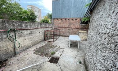 Excelente local sobre Ruta 8 con gran depósito. Venta con Renta hasta Enero de 2026