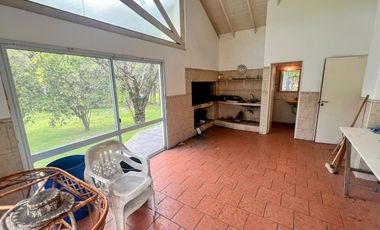 vendo Casa quinta en Funes