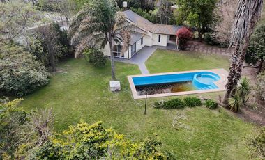 vendo Casa quinta en Funes