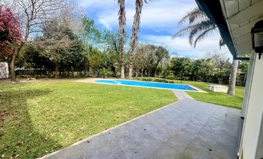 vendo Casa quinta en Funes