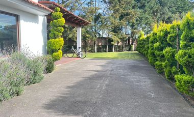 RENTA DE CASA EN FRACCIONAMIENTO VALLE ZAMARRERO EN ZINACANTEPEC