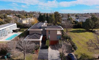 mansión venta Kentucky funes