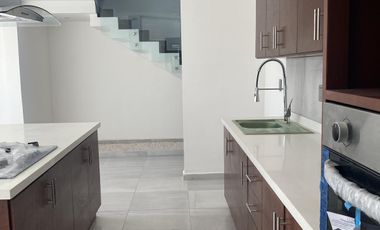 CASA EN VENTA EN PUNTA TIBURÓN LAG 6