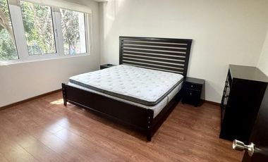 SUPER DEPARTAMENTO AMUEBLADO EN RENTA EN COLONIA NÁPOLES, MUY BIEN UBICADO