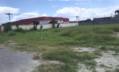 TERRENO EN RENTA CON OFICINAS EN SALINAS VICTORIA NL