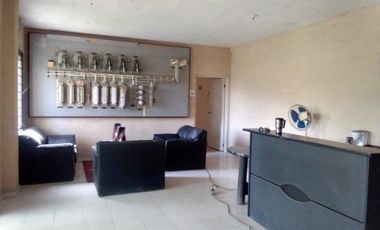 TERRENO EN RENTA CON OFICINAS EN SALINAS VICTORIA NL