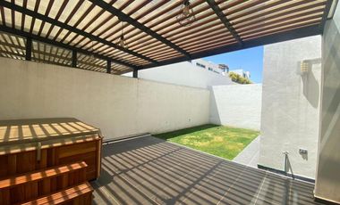 Casa en Renta AMUEBLADA en Cluster Puebla Blanca, Lomas de Angelopolis, Puebla.