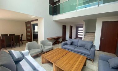 Casa en Renta AMUEBLADA en Cluster Puebla Blanca, Lomas de Angelopolis, Puebla.