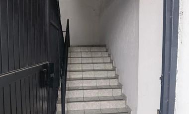 PISO CON 17 HABITACIONES  EN RENTA