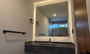 Departamento en RENTA de 2 recamaras, con vista al mar y alberca, Palms Residences