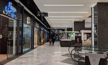 Local Comercial Equipado en Renta Plaza Comercial Centtral Interlomas