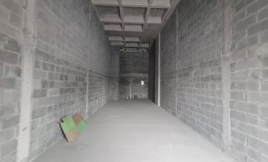 LOCAL EN RENTA PLANTA BAJA ZONA SUR DE MONTERREY  TORRE LIVO