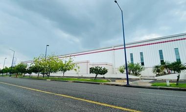 Bodega Industrial en  Cunduacán, Tabasco de 1,690 m2