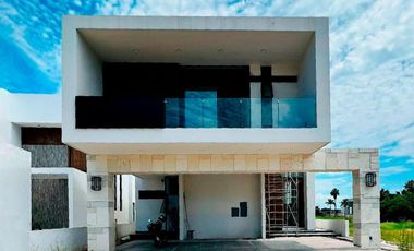 Casa en renta anual en El Cid, Marina, Mazatlán