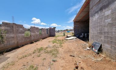 TERRENO EN RENTA BARDEADO CON BODEGA SOBRE LOMBARDO TOLEDANO