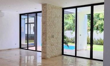 Casa en renta en Privada Kutz, Yucatán Country Club