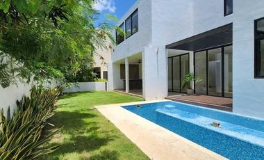 Casa en renta en Privada Kutz, Yucatán Country Club