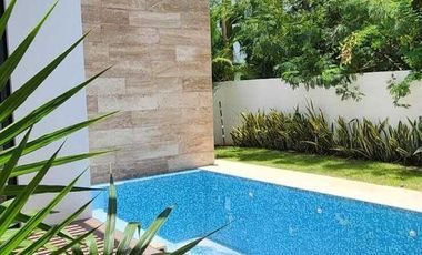 Casa en renta en Privada Kutz, Yucatán Country Club