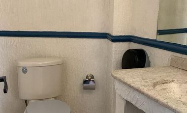 Oficinas amuebladas dentro de parque industrial con seguridad 24/7