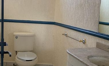 Oficinas amuebladas dentro de parque industrial con seguridad 24/7