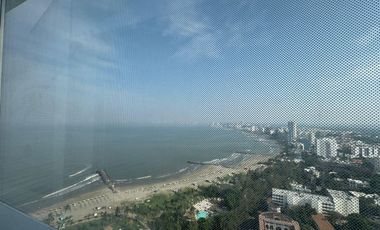 TORRE EXERTIA, Oficina en RENTA de 654 m2 en el piso 21, vista al mar y a la ciudad