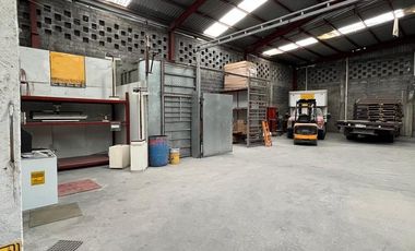 Magnífica Bodega comercial/Industrial  en  Colonia Céntrika-Violeta, Monterrey, N. L.