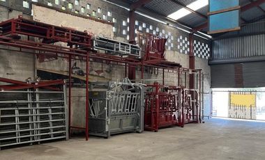 Magnífica Bodega comercial/Industrial  en  Colonia Céntrika-Violeta, Monterrey, N. L.