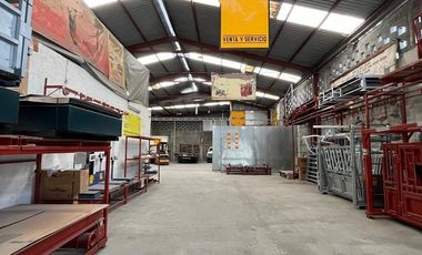 Magnífica Bodega comercial/Industrial  en  Colonia Céntrika-Violeta, Monterrey, N. L.