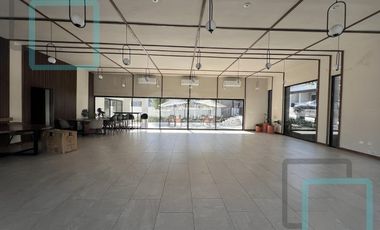 CASA EN RENTA FRACCIONAMIENTO MONTELLAN ZONA CARRETERA NACIONAL MONTERREY