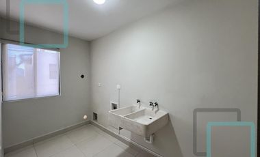 CASA EN RENTA FRACCIONAMIENTO MONTELLAN ZONA CARRETERA NACIONAL MONTERREY