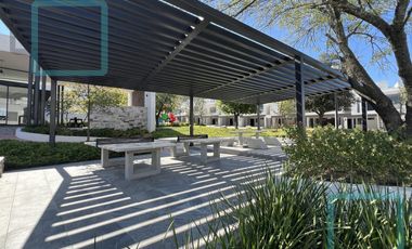 CASA EN RENTA FRACCIONAMIENTO MONTELLAN ZONA CARRETERA NACIONAL MONTERREY