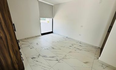 Casa en venta en PUNTA DEL ESTE con recamara en planta baja