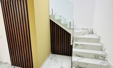 Casa en venta en PUNTA DEL ESTE con recamara en planta baja