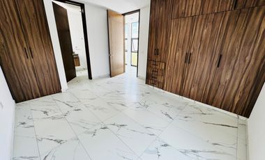 Casa en venta en PUNTA DEL ESTE con recamara en planta baja