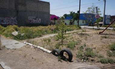 Terreno en  renta, Santa Elena, San Mateo Atenco, con tres frentes