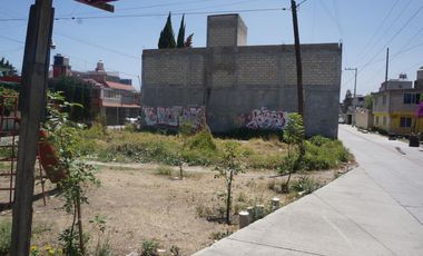 Terreno en  renta, Santa Elena, San Mateo Atenco, con tres frentes