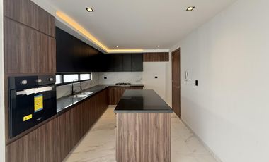 CASA EN RENTA EN SAO PAULO, ZONA LOMAS DE ANGELÓPOLIS II