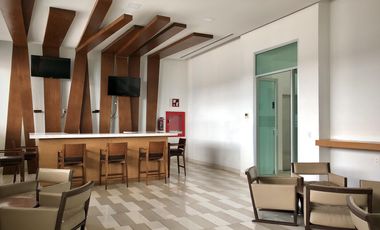 Muy cerca Plaza Sania, 132 M2, 2 recámaras, 2 baños, 2 autos, alberca, gym