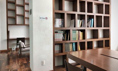 Muy cerca Plaza Sania, 132 M2, 2 recámaras, 2 baños, 2 autos, alberca, gym