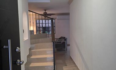 CASA EN RENTA EN RESIDENCIAL HACIENDA