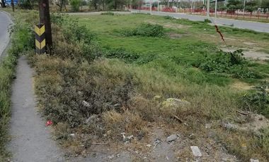 Terreno en  en avenida importante