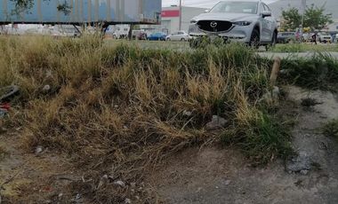 Terreno en  en avenida importante