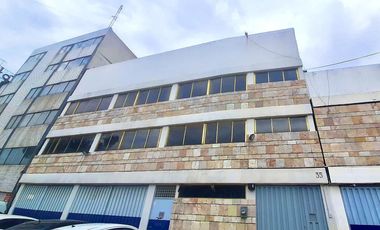 Bodega de 352 m2 con 3 cubiculos en renta, Tacubaya. Periférico y Viaducto